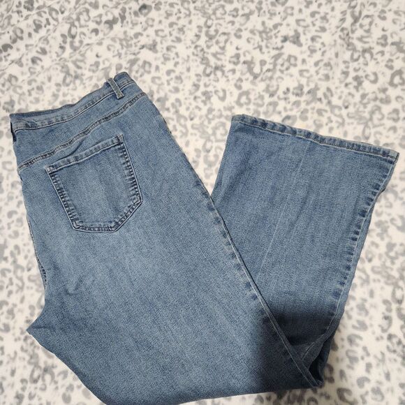Gloria Vanderbilt Amanda jeans Size 20W Blue Bootcut. New - Picture 1 of 16